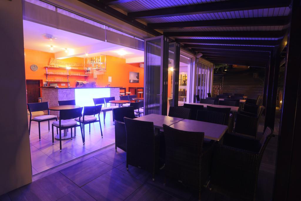 Hotel Vila 4m Ražanac Esterno foto